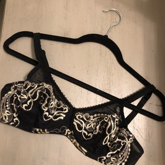 Lace bra - Picture 1 of 8